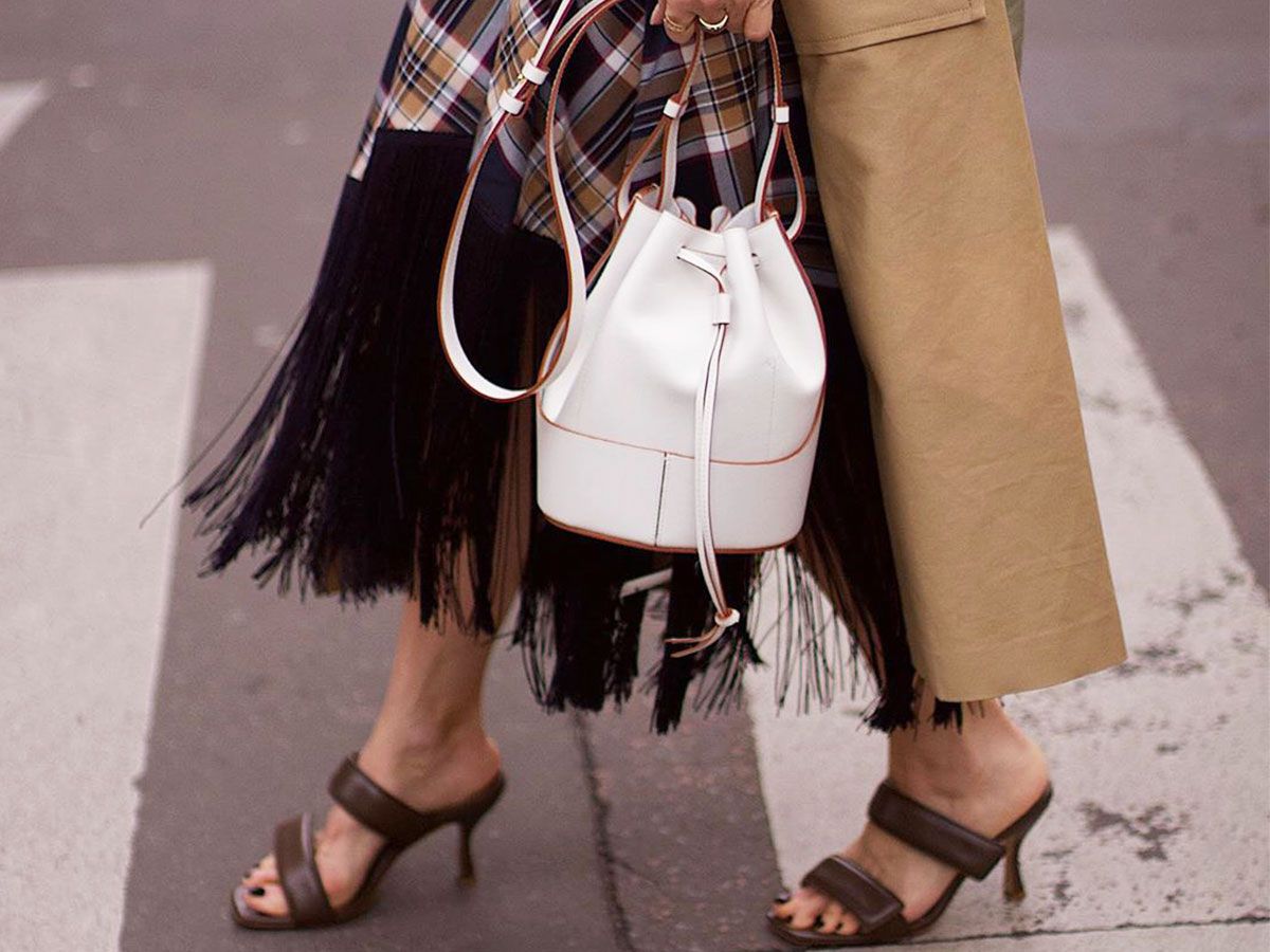 Trendy Bucket Bags You Need This Season